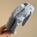Cerchietto in maglia azzurro con morbida texture mohair e design a nodo intrecciato - Fascia in Lana Plissettata Azzurra