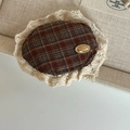 Nahaufnahme einer Retro-Haarklammer mit Karomuster, Spitze und goldener Verzierung - Braun-Rotes Karomuster Haarklammer (10#)