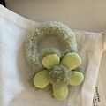 Elastico per capelli in lana d'agnello verde con fiore di peluche giallo per bimbe - Fiore Verde (7#)
