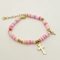 Bracelet en perles heishi roses et blanches avec pendentifs croix dorés et fermoir - Pendentif croix / Rose