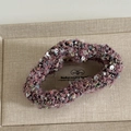 Détail des paillettes sur le tissu en laine mélangée texturée de la pince à cheveux - 8# Rose Coréen Ovale Pince à Cheveux