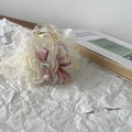 Pinza per capelli con fiore in pizzo bianco, fiocco rosa e cristallo a forma di cuore - 9# Pinza per Capelli con Fiore in Rete e Fiocco Rosa