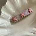 Haarklammer mit rosa Karomuster und drei Bären auf weißem dekorativem Muscheltablett - Rosa Karierter Rosa Bär Haarklammer