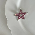 Close-up of a silver star-shaped magnetic hair clip with sparkling pink rhinestones - Hollow Star / Pink Drill Hollow Star Magnetic Hair Clip (3#)