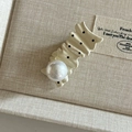 French cream duckbill hair clip with black polka dots and large white pearl accent - Creamy White Black Polka Dot Square Pearl Style