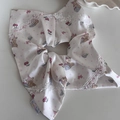 Chouchou en dentelle et satin avec motifs de cerises roses et oursons mignons - Chouchou Cerf-volant Blanc Bordure Dentelle
