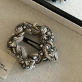Fermaglio per capelli retrò in maglia con strass scintillanti e perle su sfondo - Fermaglio Capelli Stella Intrecciato Champagne