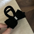 Elegant black velvet bow hair claw clip with white pearl accents for stylish hair styling - 2# Black Velvet Bow Claw Clip / Black