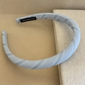 Handgefertigtes hellblau gestreiftes Stoffstirnband mit hohem Top-Design für Damenfrisuren - Blau Gestreiftes Stirnband