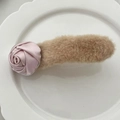 Barrette à cheveux en peluche marron avec rose en satin rose pour femmes et filles - Pince à Cheveux Marron Thé au Lait Fleur Rose
