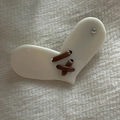 Sweet heart-shaped woven hair clip in cream white resin with brown rope cross-stitch - White Heart Style