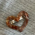 Brown tortoiseshell heart hair clip with metal spring clasp on knitted background - Champagne Dotted Heart (6#)