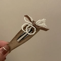 Elegante fermaglio per capelli in velluto marrone con fiocco di perle a mano - Fermaglio Fiocco Goccia Cachi