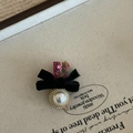 Elegante pinza de pelo en terciopelo rojo baya con perla vintage y lazo floral - Pinza de Pato Púrpura Lazo Perla