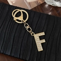 Portachiavi lettera F dorata con strass scintillanti e chiusura a moschettone - Lettera F