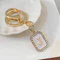 Goldener Schlüsselanhänger mit Buchstaben J Anhänger, weißer Emaille und Strasssteinen - Buchstabe J