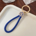 Handgefertigter dunkelblauer Leder-Schlüsselanhänger mit goldenem Ring und Strass-Anhänger - Mit Ring Stil / Blau