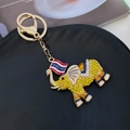 Gouden olifant sleutelhanger met gele strassteentjes en Thailand vlag hanger - Geel