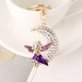 Porte-clés croissant de lune doré avec fée violette et cristaux étincelants - Violet