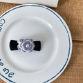 Pinza para el pelo con flor de ganchillo hecha a mano con pétalos lila y perla blanca - Pinza de Flor Azul (3#蓝色花朵发夹)