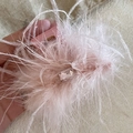 Pince à cheveux en plumes d'autruche roses et strass pour accessoires de coiffure chic - Rose