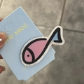 Close-up of cute pink fish hair clip on hand-made card with blue background - 1# Multicolor Fish Clip