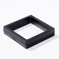Detailweergave van de zwarte vierkante zwevende displaybox met functionele PUSH-knop - Zwevende Displaydoos / Zwart