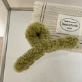 Pinza per capelli in peluche verde avocado in morbida ecopelliccia per donne - Verde Oliva
