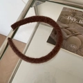 Brown plush knitted headband with soft fuzzy texture for an elegant autumn winter look - Khaki (1#Khaki Yarn)