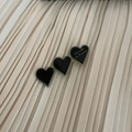 Macro detail of black heart hair clip with gold Barrette La France text on pleated fabric - Green Edge Black Three Hearts (10#)