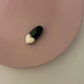 Fermaglio per capelli vintage bianco e nero con cuore su un vassoio rosa minimalista - Fermagli per capelli a becco d'anatra / 2# Cuore Bianco Becco d'Anatra Nero