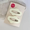 Cute cloud-shaped light green metal hair clips set on a cream display card - 10# Light Green Beige Cloud Style