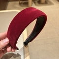 Fashionable 4cm wide velvet headband for women in elegant burgundy with non-slip lining - Burgundy