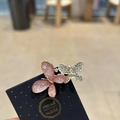 Handgefertigte Schmetterling-Haarklammer mit rosa Perlmutt-Effekt und Strasssteinen - Rosa