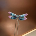 Épingle à cheveux libellule chinoise avec ailes en émail bleu et cristaux incrustés - Style Libellule Dégradé Bleu et Violet