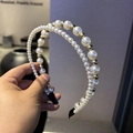 Detail of elegant double-layered headband with creamy pearls and champagne gold beads - Large Pearl Double Layer