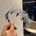 Elegant crystal beaded flower headband with blue and gold beads and non-slip inner teeth - Light Blue