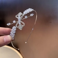 Diadema de metal plateado con diseño de mariposa y circonitas brillantes para mujer - Estilo Hoja con Lazo (A6-102)