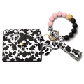 Portacarte in pelle leopardata e portachiavi in perline di silicone con ciondolo Mama - Rosa Chiaro
