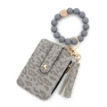 Porte-cartes léopard avec bracelet en perles de silicone gris et porte-clés à pompon - Gris
