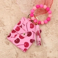 Llavero de pulsera de cuentas de silicona rosa con tarjetero de cuero y estampado cereza - Cereza rosa