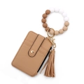 Portacarte in ecopelle marrone con cinturino a bracciale in perline di silicone tricolore - Cachi