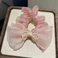 Elastico per capelli rosa in tulle con doppio cuore di perle e fiocco di raso - Rosa
