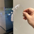 Fashionable silver headband with zircon crystals and geometric leaf design for women - Zirconia Style B