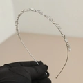 Cerchietto fiori argento con strass e cristalli per matrimoni e occasioni eleganti - Argento