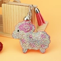 Portachiavi pecora scintillante con strass rosa, campanellino e nappa in pelle rosa - Rosa