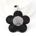 Portachiavi moderno a fiore nero con strass di cristallo e anello in argento per borsa - Nero