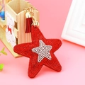 Portachiavi a stella con strass rossi, nappina cremisi e catena in oro lucido - Rosso