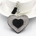 Portachiavi a doppio cuore con strass, nappe nere e catena in metallo argento - Nero Con Strass Bianchi