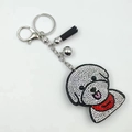 Porte-clés chien en strass avec pompon en cuir noir et petite clochette argentée brillante - Blanc avec Bavette Rouge